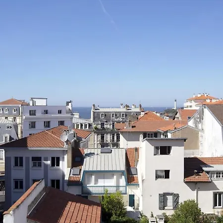 Hyper Centre Et Son Parking Avec La A 5 Min A Pied Biarritz