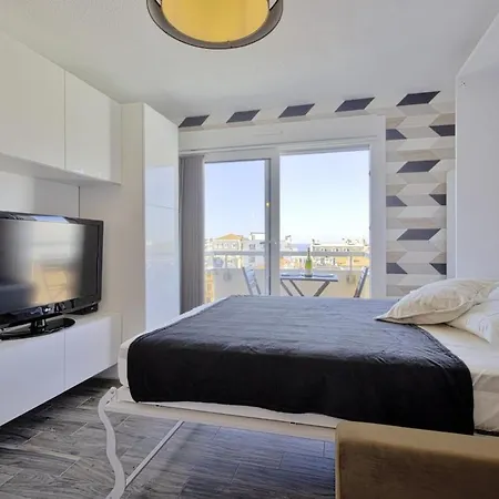 Hyper Centre Et Son Parking Avec La A 5 Min A Pied Apartment